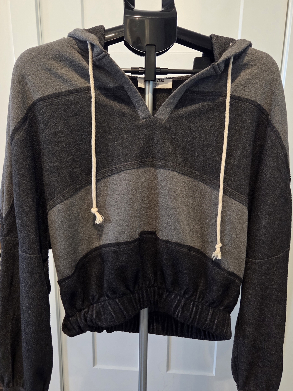 123. Double Zero Hooded Colorblock Pullover - Dark Gray & Light Gray